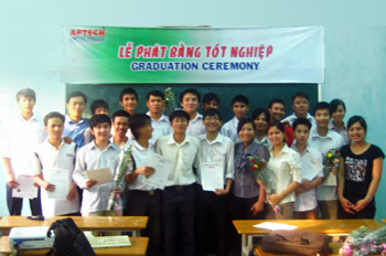 Nghean-Aptech khai giảng lớp Lập trình viên Quốc tế C1005M và trao bằng tốt nghiệp ACNA