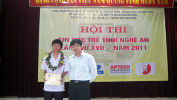 Aptech tài trợ Hội thi Tin học trẻ Nghệ An lần 17 năm 2011