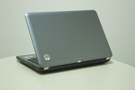 Cận cảnh laptop HP dùng chip Core i giá rẻ nhất ở VN