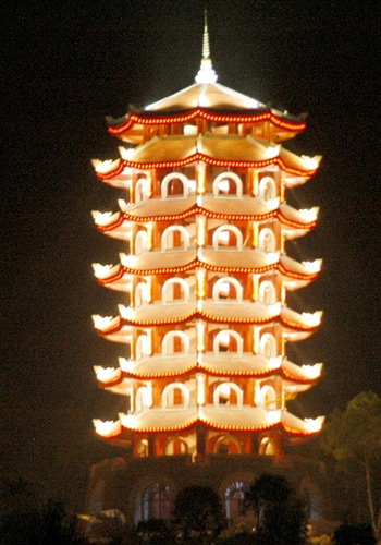Khánh thành tháp chuông di tích ngã ba Đồng Lộc